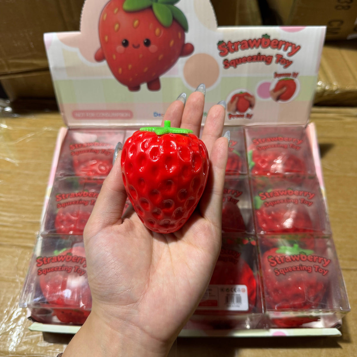 Crackling Crunchy Strawberry Squishy 12/pk | A042