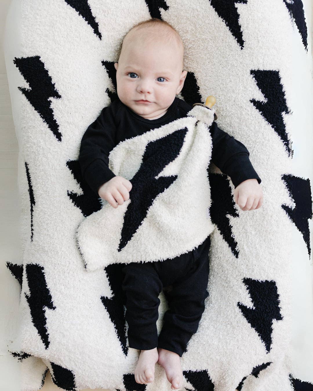 Lightning Bolt Baby Blanket | Black