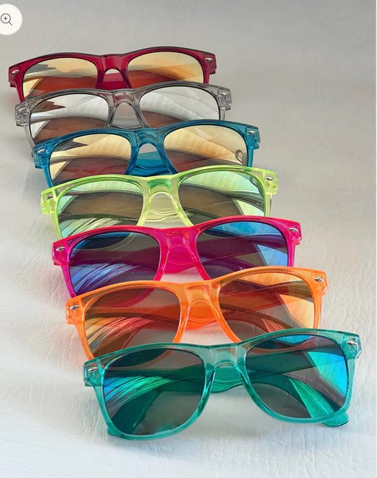 Mirrored Wayfer Sunnies