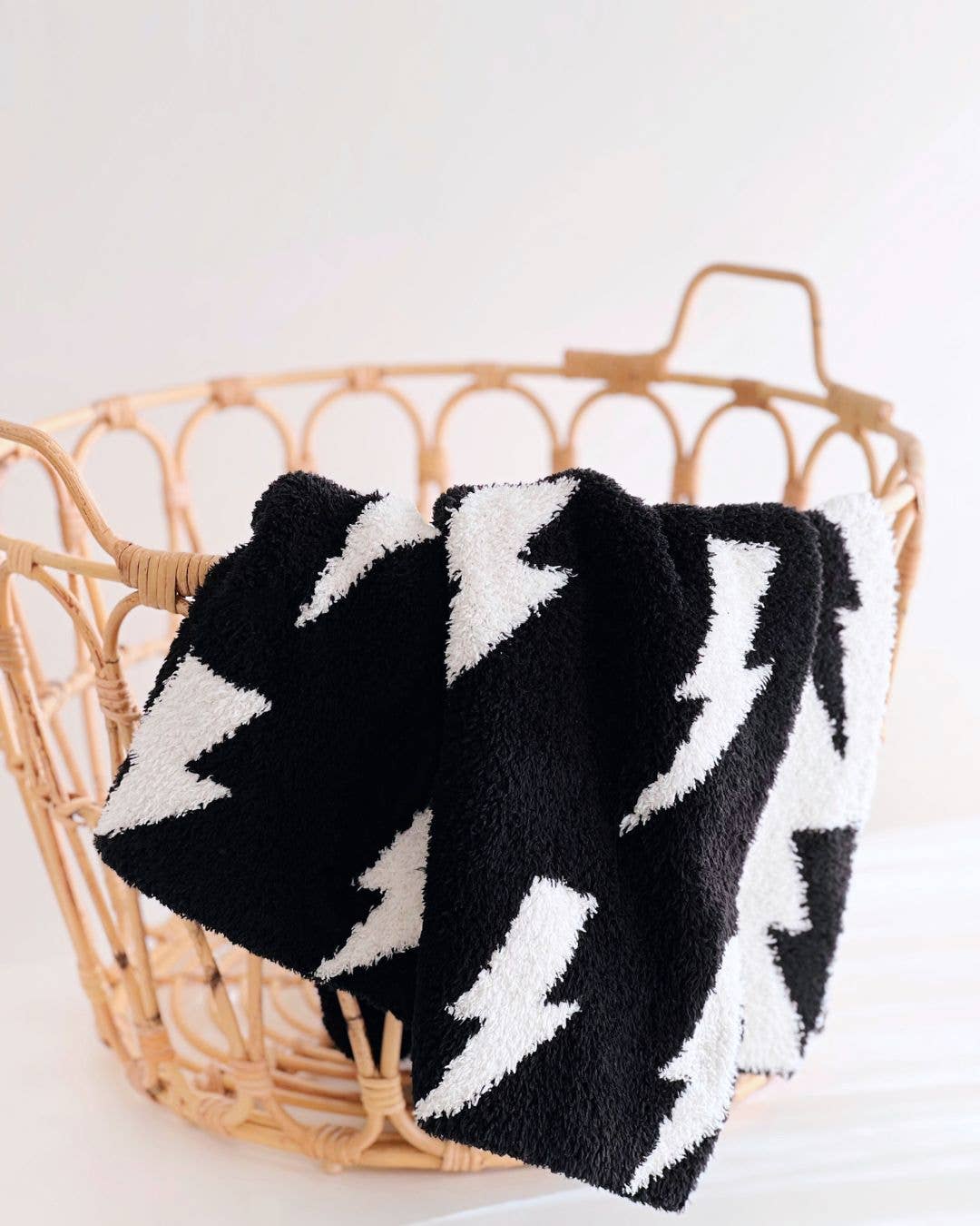 Lightning Bolt Baby Blanket | Black